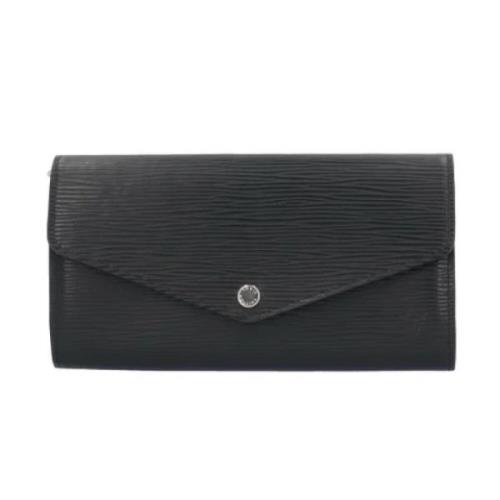 Pre-owned Leather wallets