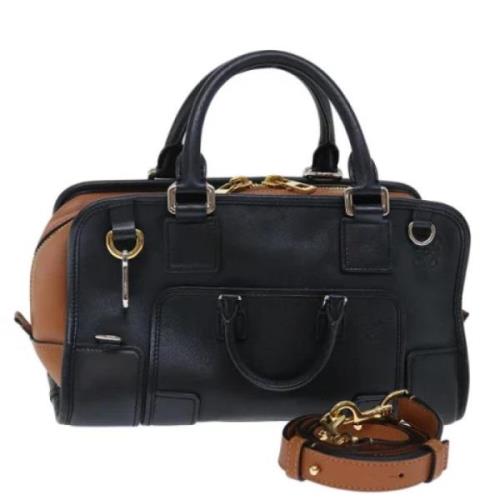 Pre-owned Leather handbags