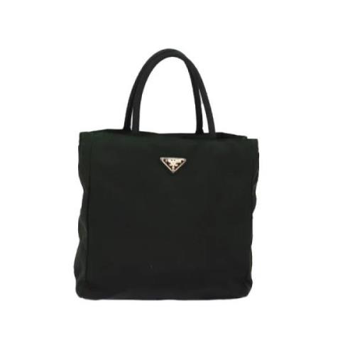 Pre-owned Nylon handbags