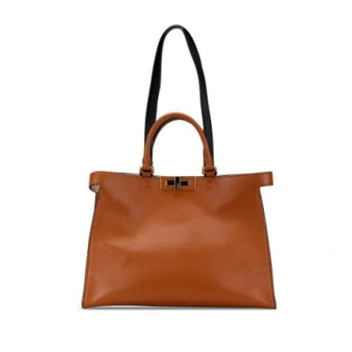 Pre-owned Leather handbags