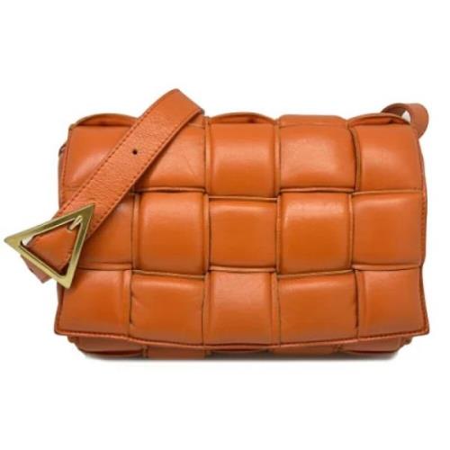 Pre-owned Leather shoulder-bags