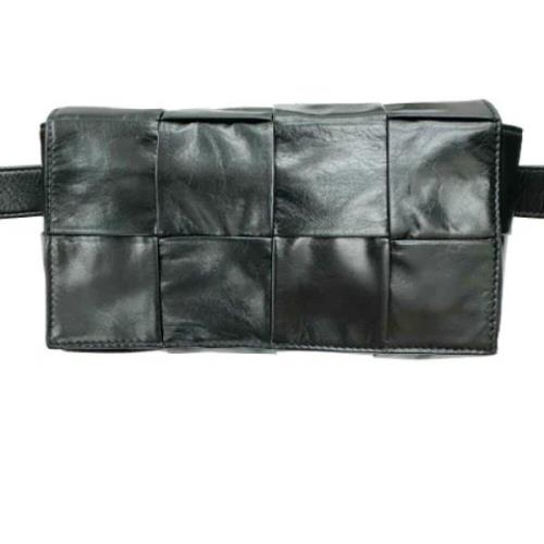 Pre-owned Leather shoulder-bags