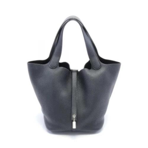 Pre-owned Leather handbags