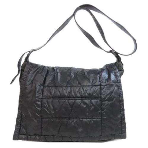 Pre-owned Nylon shoulder-bags