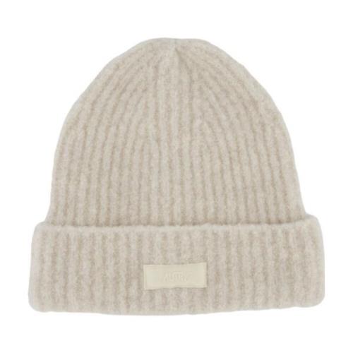 Ribbet Ull Beanie med Logo Emblem