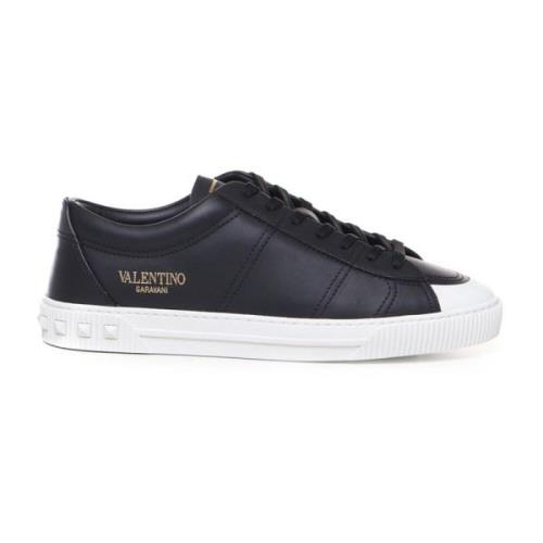 Svarte Skinn Sneakers med Stud Detaljer