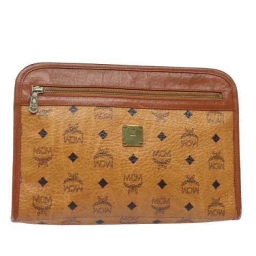 Pre-owned Leather clutches