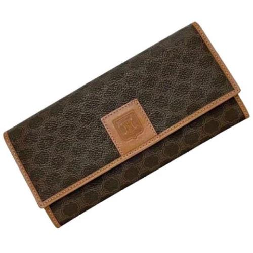 Pre-owned Canvas wallets