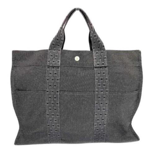 Pre-owned Canvas totes