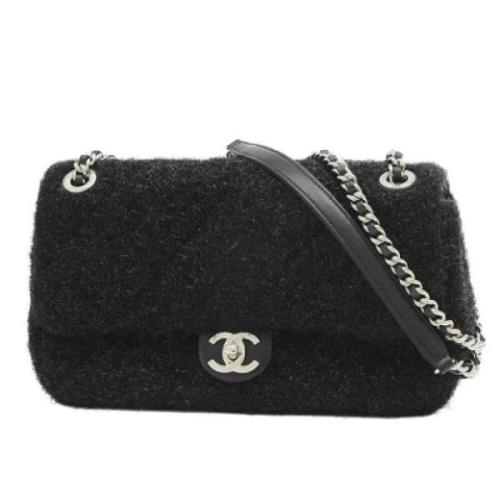 Pre-owned Wool chanel-bags