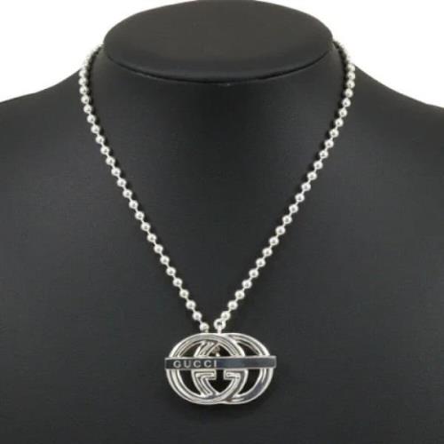 Pre-owned Silver necklaces