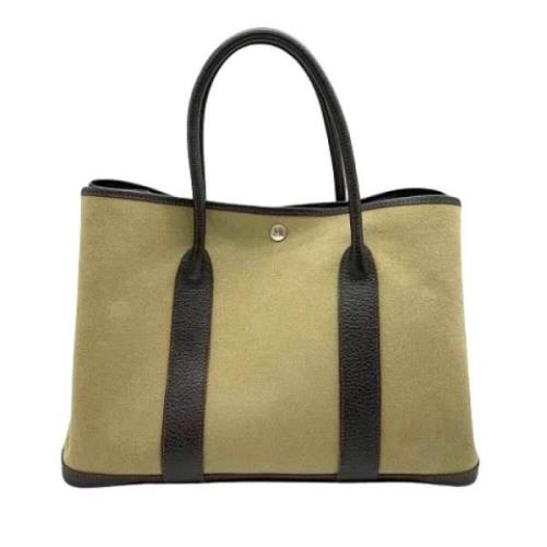 Pre-owned Canvas handbags