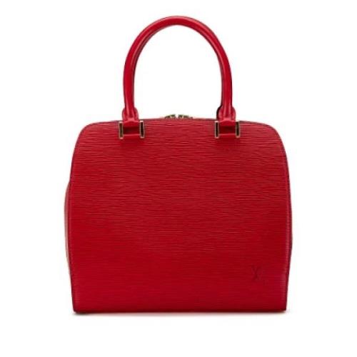 Pre-owned Leather handbags