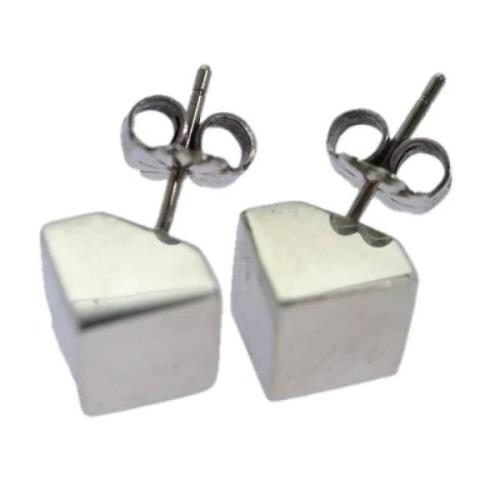 Pre-owned Silver earrings