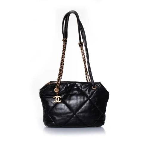 Pre-owned Leather chanel-bags