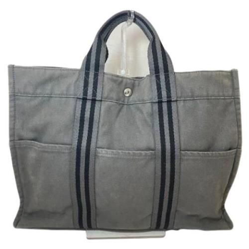 Pre-owned Canvas handbags