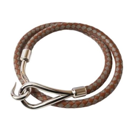 Pre-owned Leather bracelets