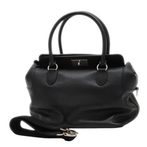 Pre-owned Leather handbags