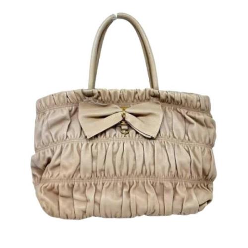 Pre-owned Leather handbags