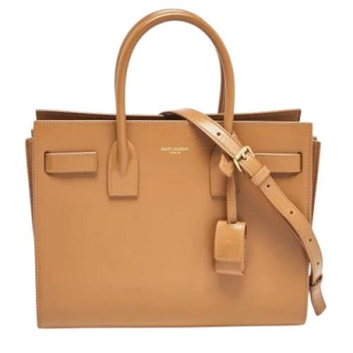 Pre-owned Leather totes