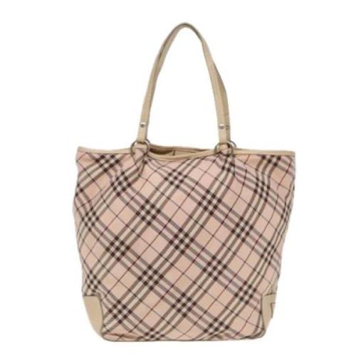 Pre-owned Fabric handbags