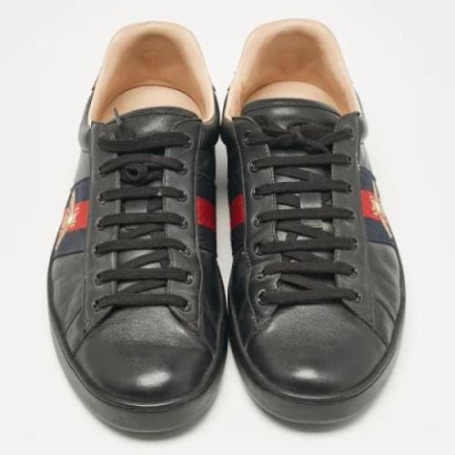 Pre-owned Leather sneakers