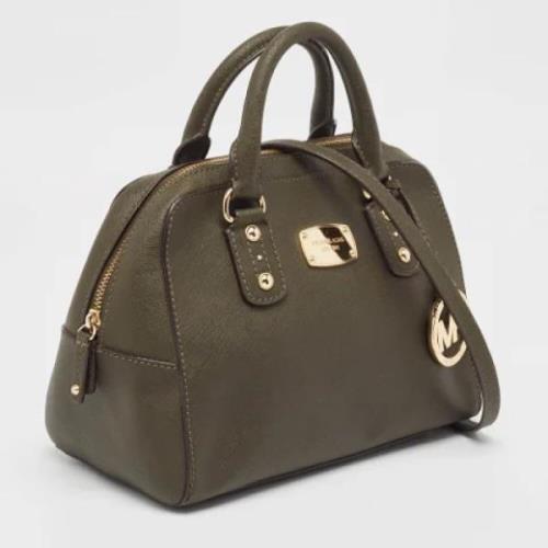 Pre-owned Leather handbags