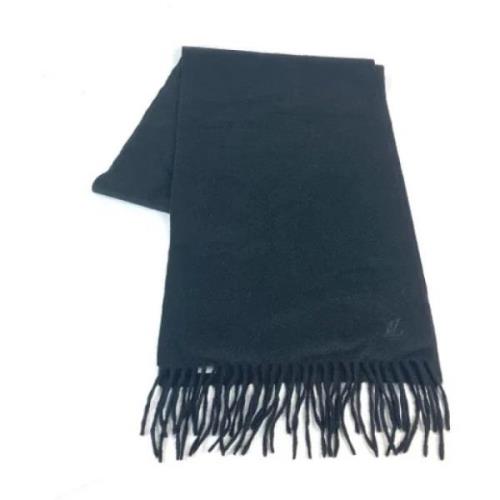 Pre-owned Cashmere scarves