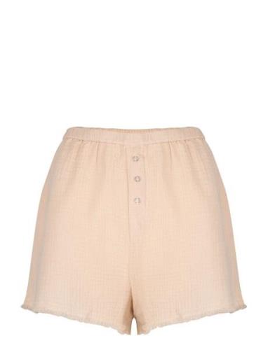 Sunday Shorts Beige Love Stories