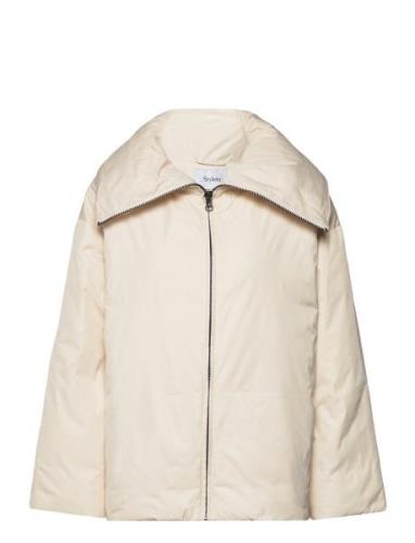 Hovsta Jacket Fôret Jakke Cream Stylein