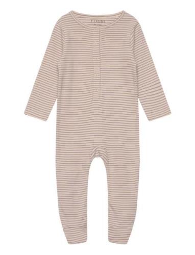 Romper Ls W. Feet Pyjamas Sie Jumpsuit Beige Fixoni