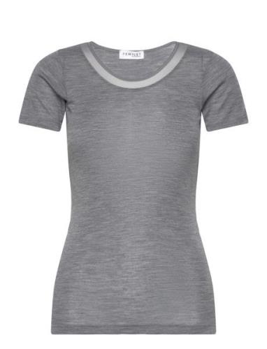 Julianat-Shirt Short Sleeve Tops T-shirts & Tops Short-sleeved Grey Fe...