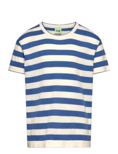 T-Shirt Tops T-shirts Short-sleeved Blue FUB