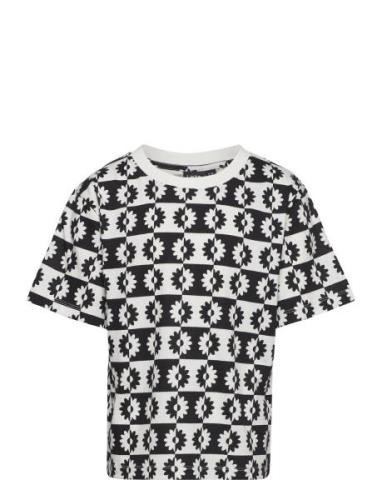 Nlfnippi Ss Short L Top Tops T-shirts Short-sleeved Black LMTD