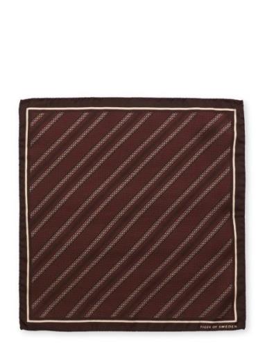 Lineamenti Accessories Scarves Lightweight Scarves Brown Tiger Of Swed...