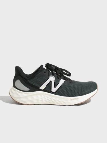 New Balance - Lave sneakers - Black - Waris - Sneakers