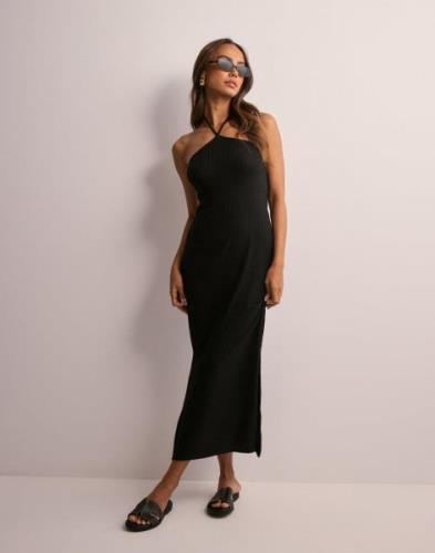 Pieces - Svart - Pcalicia Sl Long Halter Neck Dress